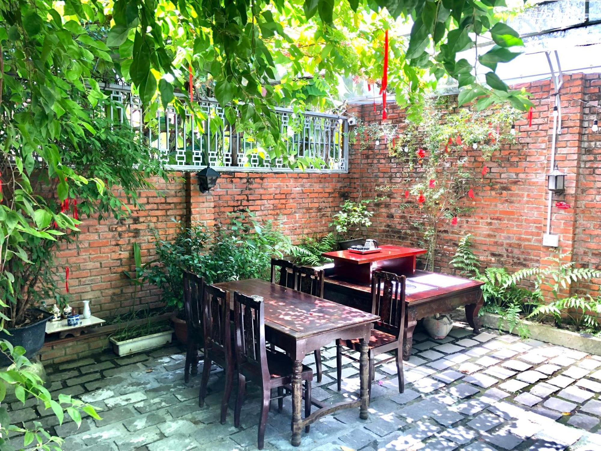 Q'Tropical Garden Homestay 顺化 外观 照片
