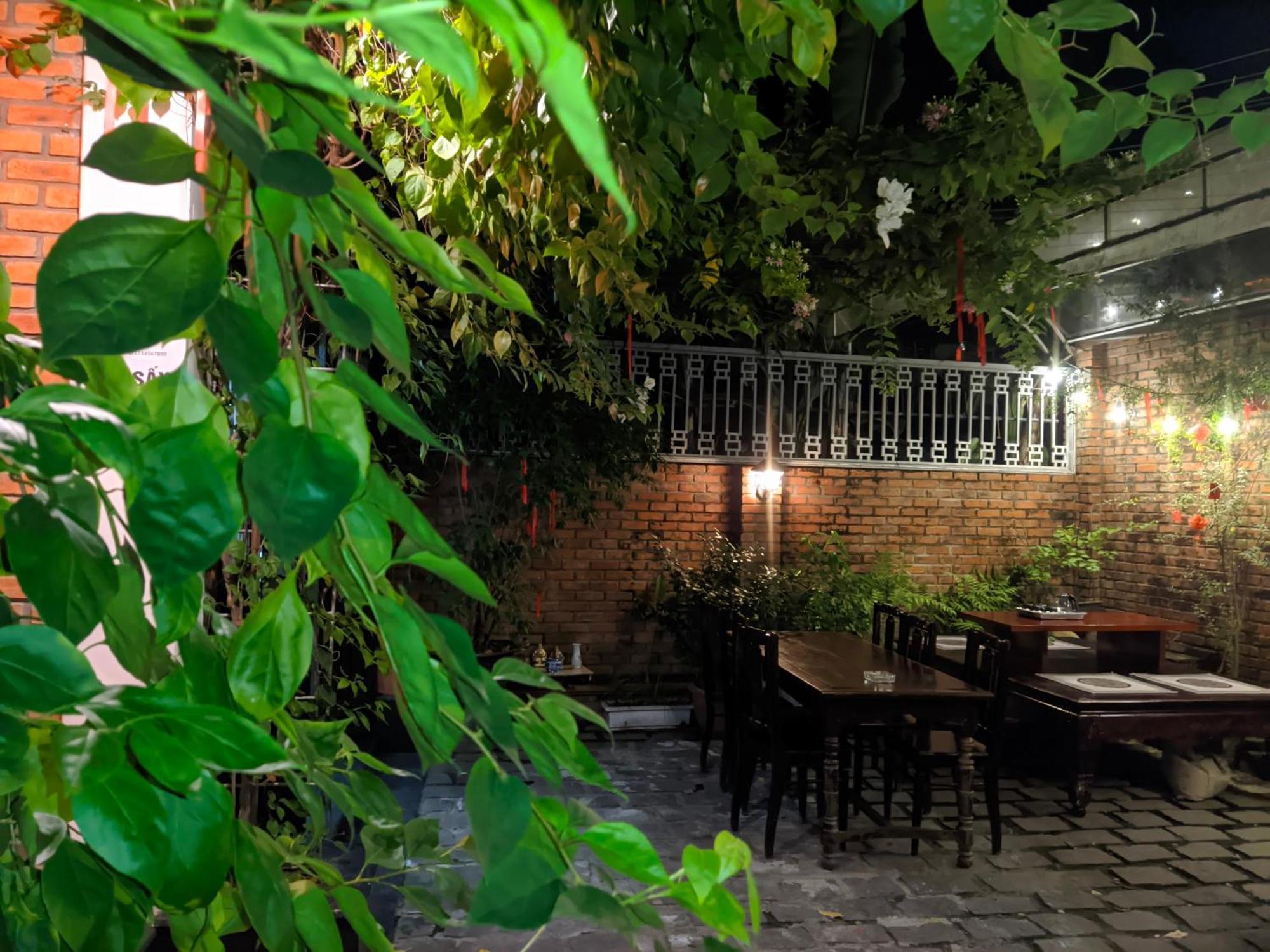 Q'Tropical Garden Homestay 顺化 外观 照片