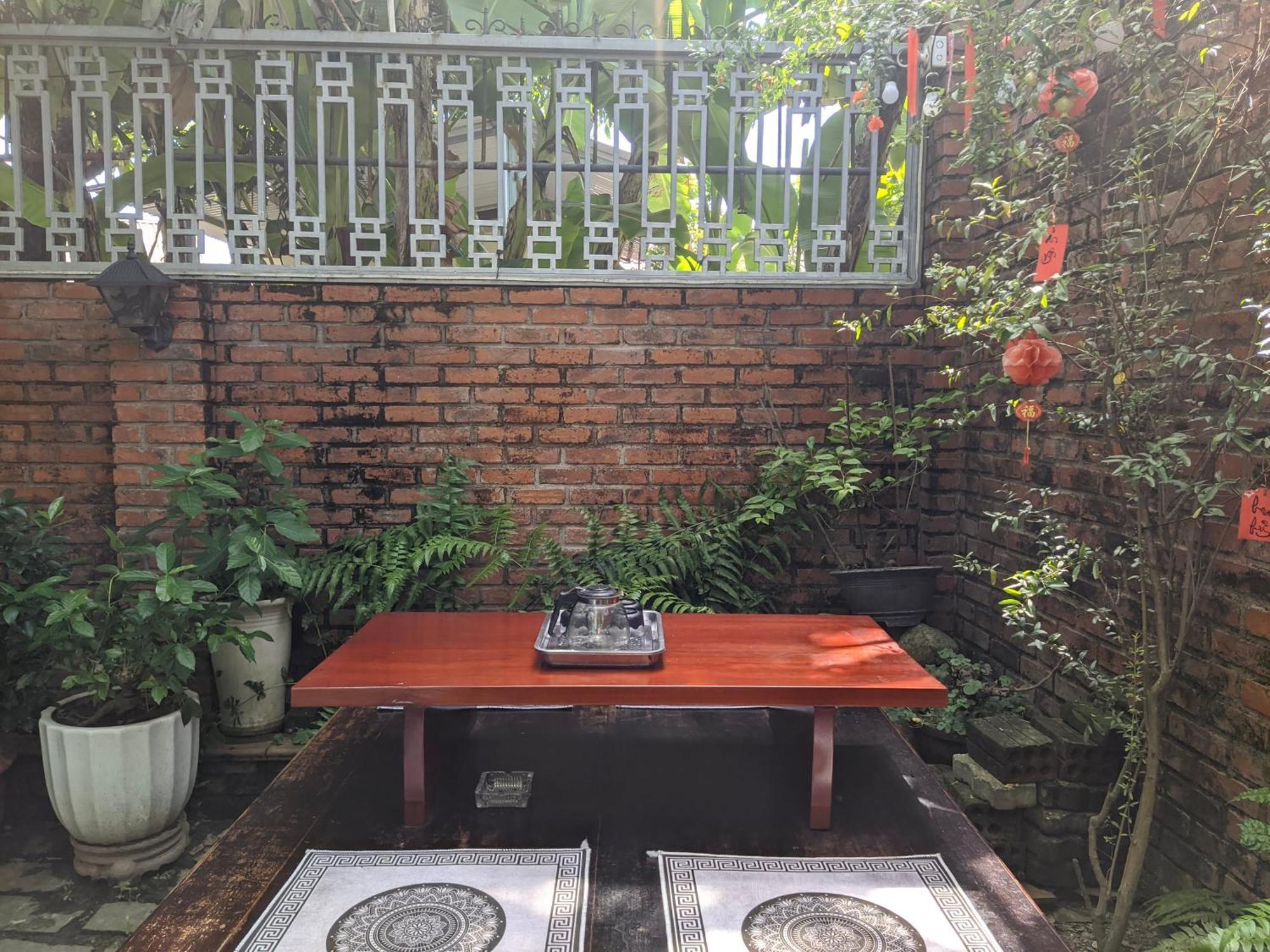 Q'Tropical Garden Homestay 顺化 外观 照片